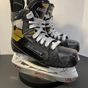 Bauer Supreme Matrix Junior Skates (Size 3)